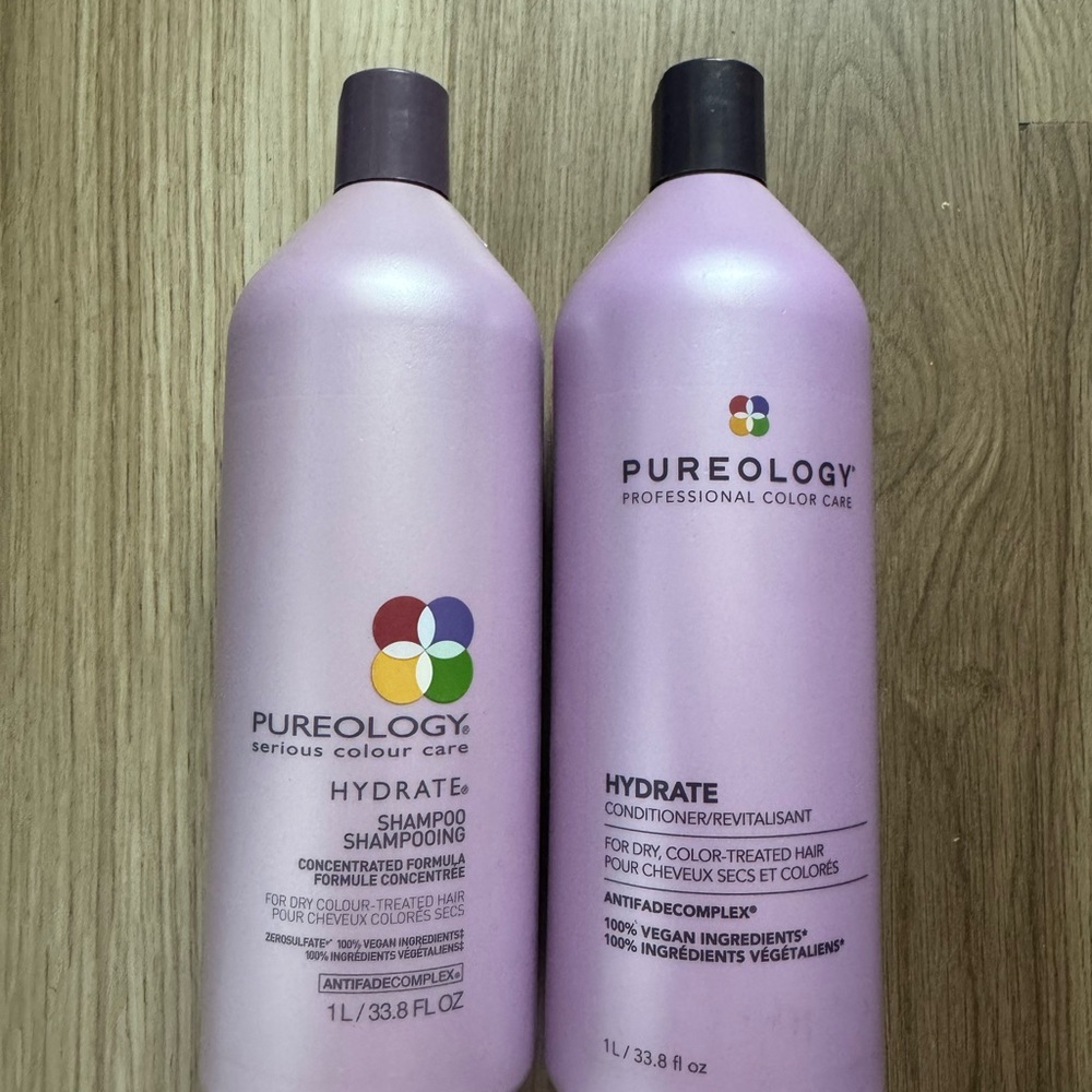 Pureology Hydrate Shampoo and Conditioner Set